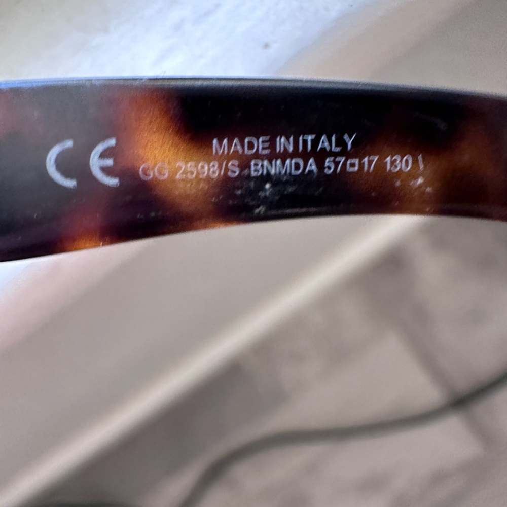 Gucci 2598 Brown Tortoise GG Logo Sunglasses size 57/17/30 - Picture 9 of 9